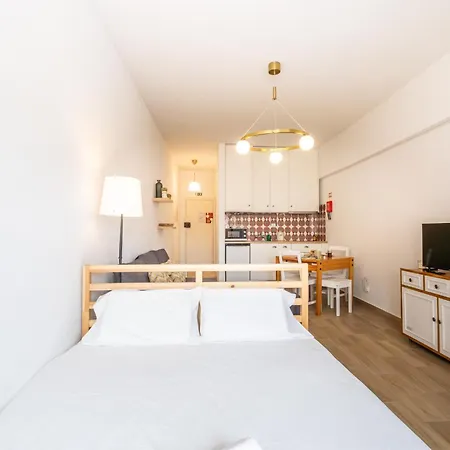 Estudio - Sol De Sao Martinho - By Smarthomes 상 마르티뇨 두 포르투